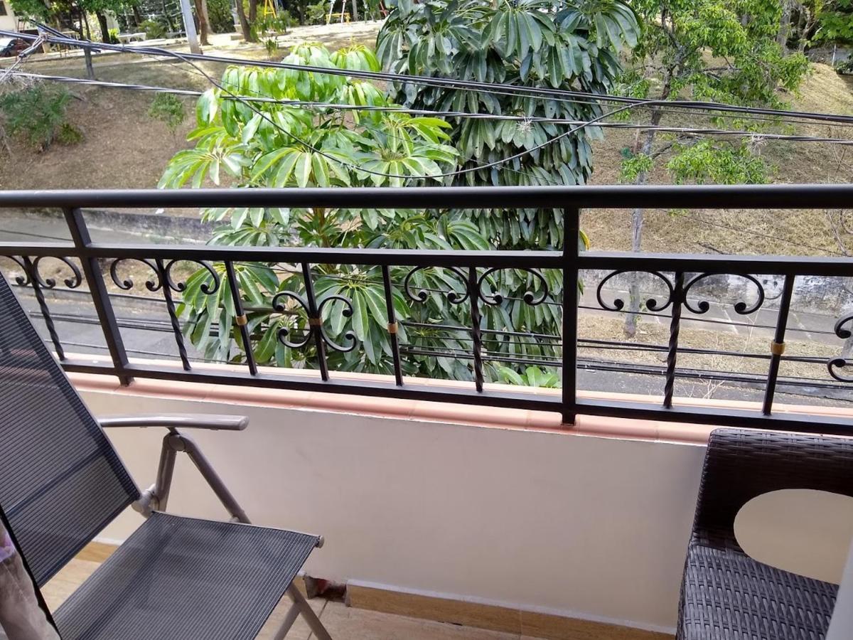 Mayorca Homestay เมเดยิน ภายนอก รูปภาพ